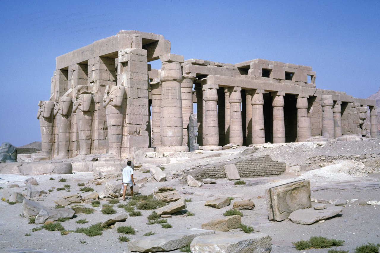 44-Ramesseum Luxor